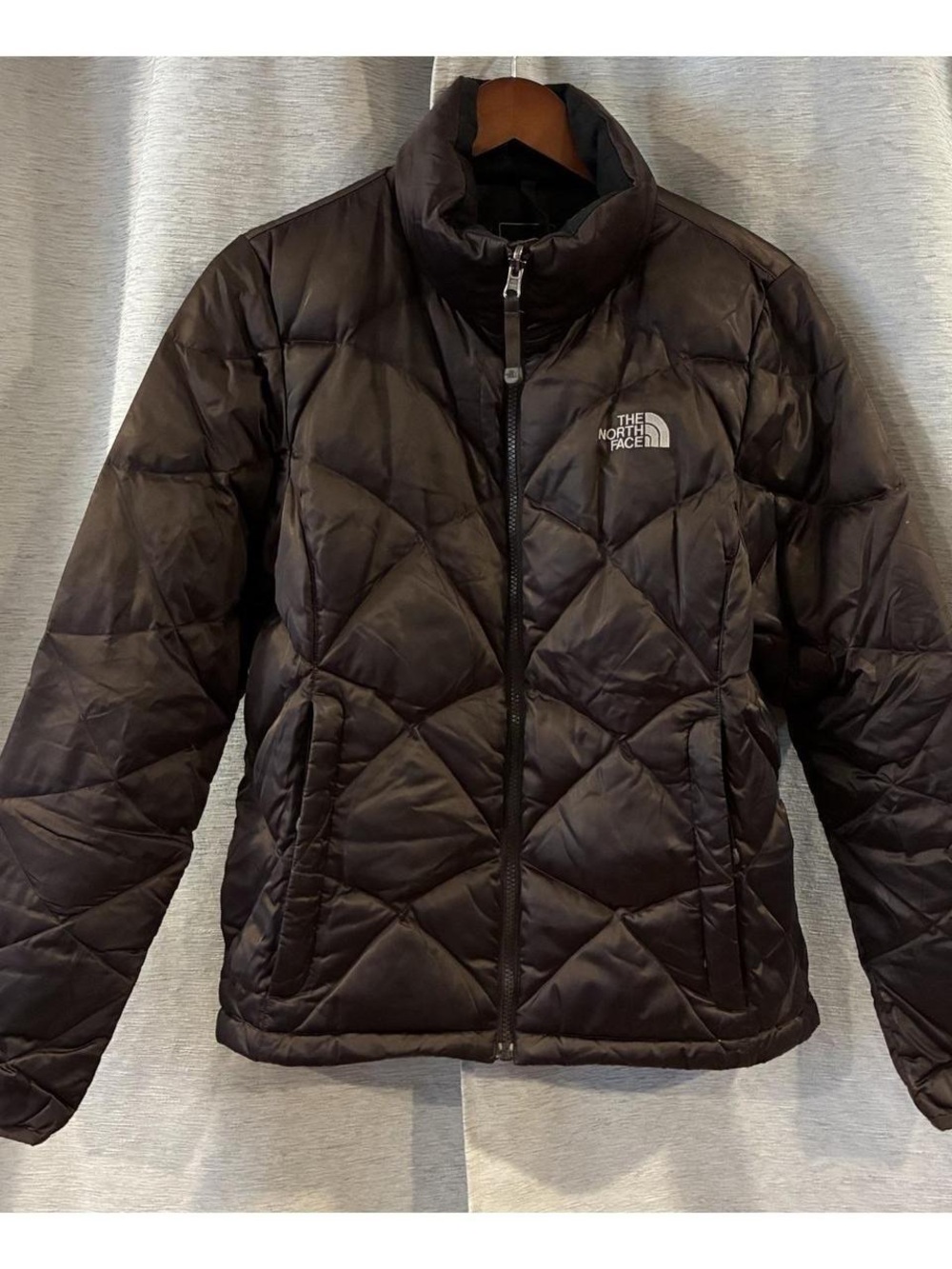 The North Face Women's Chocolate Brown Quilted Puffer Jacket size Large LIKE NEW
